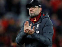 Κλοπ: Αρνητικός στο να πάρει ανεμβολίαστ...