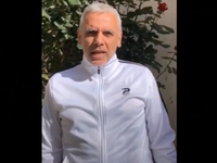 Ο Μάκης Παρασκευόπουλος μας γυμνάζει στο...