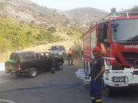 Φωτιά στην Κέρκυρα: Κάηκαν σπίτια στις Λ...