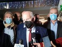 Θετικός σε όλα τα αιτήματα για ντιμπέιτ,...