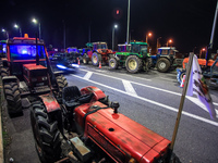 Σε αναβρασμό οι αγρότες: Κλιμακώνουν τις...