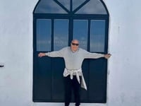 Πέθανε ο «βασιλιάς της Μυκόνου» - Θλίψη ...