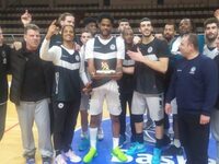 Απόλλων: Η έκπληξη στον Αντόνιο Ντέιβις ...