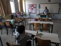 Θα ξανακλείσουν τα σχολεία σε δεύτερο εν...