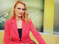 Σοκ για παρουσιάστρια της ΕΡΤ: Παρακολου...