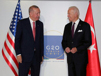 Ανταλλάγματα για το ρόλο του «ειρηνευτή»...