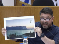 Χαρδαλιάς: Στο συρτάρι του πρωθυπουργού ...