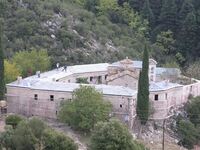 Έφτασαν οι πρόσφυγες στη Μονή Πορετσού στην Αχαΐα