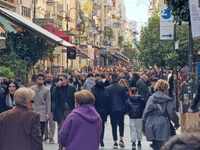 Πάτρα: Χριστουγεννιάτικη κοσμοσυρροή στο...