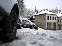 Δυτική Ελλάδα: Με αλυσίδες η κίνηση στο ...