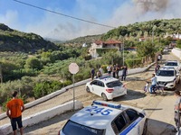 Μαίνεται η φωτιά στην Ηλεία - Εντολή εκκ...