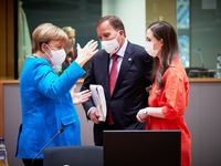 Μέρκελ-Μακρόν-Κόντε: Απειλούν με κυρώσει...