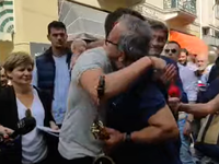 Πάτρα: Ο Στέφανος Κασσελάκης σταμάτησε ν...