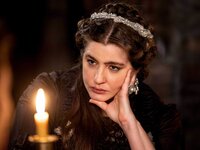 «Η Μάγισσα - Φλεγόμενη Καρδιά»: Φωτογραφ...