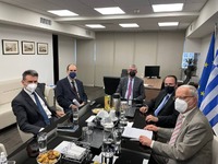 Ο Υφ. Ιωάννης Τσακίρης στα νέα γραφεία τ...