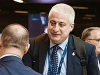 Χωρίς προηγούμενο: Παραιτήθηκε από την Ε...