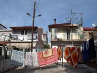 Στα Προσφυγικά της Πάτρας ο χρόνος μοιάζ...