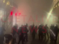 Ηράκλειο: Μεγάλη ένταση με φωτιές και χημικά