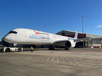 Είκοσι ώρες στον αέρα: Η μεγαλύτερη επιβ...