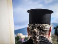 Πάτρα: Αναζητείται ιερέας για φθορές σε ...