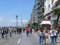 Θεσσαλονίκη: Πεζοδρομήθηκε η λεωφόρος Νί...