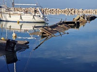 Πάτρα: Στραβή είναι η μαρίνα ή στραβά αρ...