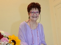 Η συγγραφέας Χρύσα Λυκούδη στο thebest.g...