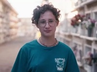 Το βραβευμένο ντοκιμαντέρ "Αδέσποτα...