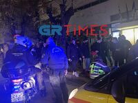 Θεσσαλονίκη: Άγριος καυγάς με τραυματία ...