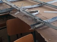 Θεσσαλονίκη: Έπεσε το ταβάνι μέσα στην τ...