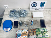 Πάτρα: Στη "φάκα" της αστυνομί...