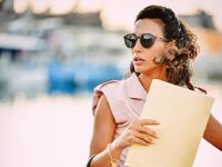 Ευγενία Σαμαρά: Τρολάρει τον εαυτό της γ...