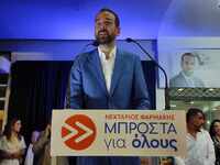 Εγκαινίασε το εκλογικό του κέντρο ο Νεκτ...