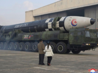 Κιμ Γιονγκ Ουν: Πρώτη δημόσια εμφάνιση μ...