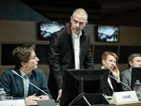 Η ταινία του Κ. Γαβρά "Ενήλικοι στη...