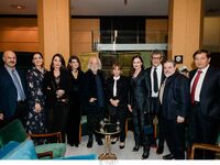 Λαμπερή η επίσημη πρεμιέρα της ταινίας &...