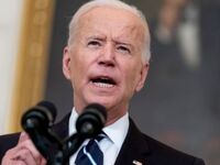 Μπάιντεν: Να δώσουμε περισσότερα εμβόλια...