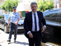 Μ. Χρυσοχοΐδης: Σε 2 μήνες "κλείνε...