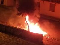 Πάτρα: "Φούντωσαν" στα Προσφυγ...