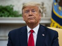 «Φτωχός», με μηδενικό εισόδημα ο Τραμπ