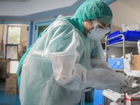 Κορωνοϊός: Κατέληξε 33χρονη