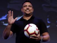 Ο Ρονάλντο αγόρασε την Κρουζέιρο, την ομ...