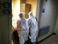 Κορωνοϊός: 2.293 νέα κρούσματα- Παραμένε...