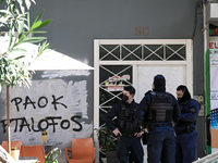 Επιχείρηση σε συνδέσμους οπαδών στην Αττ...