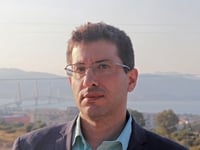 Το «νέο κύμα» μαζικών αντιδράσεων των ετ...