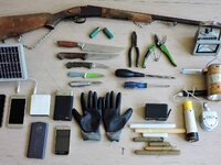  Οπλισμένος σαν "αστακός" κι έ...