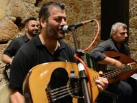 Πάτρα: Με Μανώλη Κονταρό και Κίτρινα Ποδ...