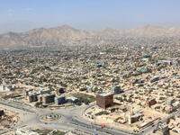 Το Βερολίνο μειώνει το διπλωματικό του π...