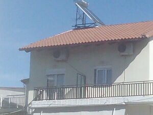 Ενοικιάζεται δίχωρη γκαρσονιέρα στα Ζαρουχλέικα 