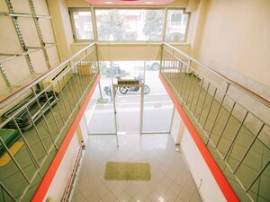 Ενοικιάζεται - πωλείται επαγγελματική στέγη